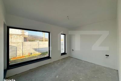 Casă cu 3 camere în Leamna de Jos - 4