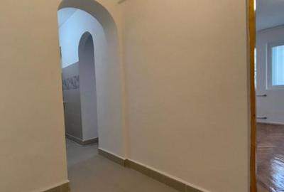 Apartament cu 2 camere decomandat în Dacia - 3