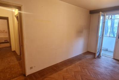 Apartament cu 3 camere semidecomandat în Titan - 9