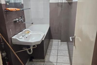 Garsonieră decomandată în Central - 4