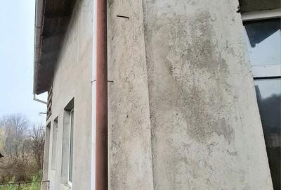 Casă cu 3 camere cu Teren 565 Mp în Goranu - 6