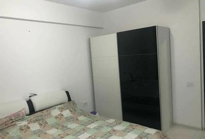 Apartament cu 2 camere decomandat în Roșu