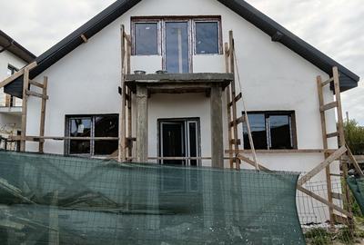 Casă cu 4 camere în Central - 4