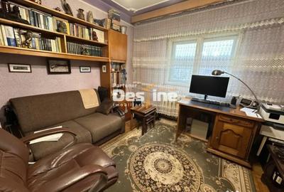 Apartament cu 3 camere decomandat, mobilat în Palat - 8