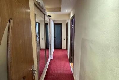 Apartament cu 3 camere semidecomandat în Central - 6