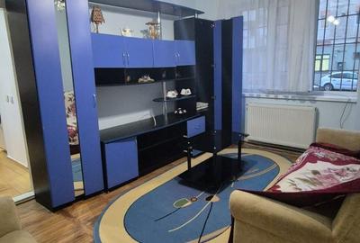 Apartament cu 2 camere nedecomandat în Petros - 2