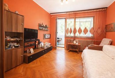 Apartament cu 4 camere decomandat în City Park Mall - 1
