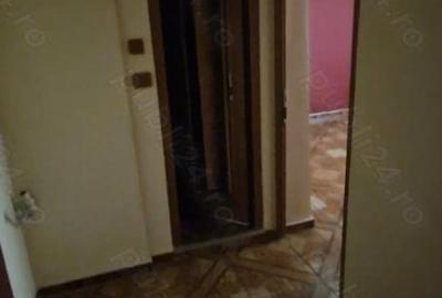 Apartament cu 2 camere decomandat în Central - 9