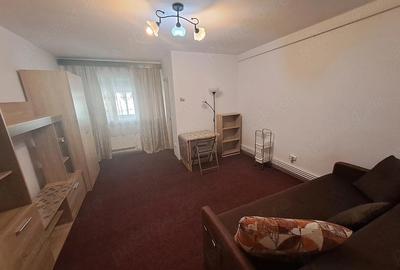 Garsonieră decomandată în Central - 10