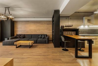 Apartament cu 2 camere decomandat, mobilat în Central