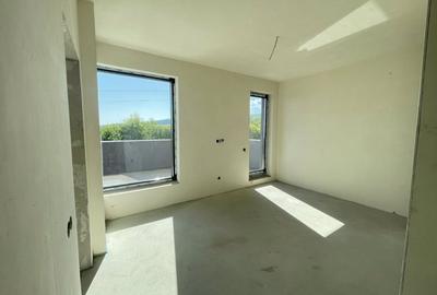 Apartament cu terasa si gradina privata, intr-o zona exclusivista. - 1