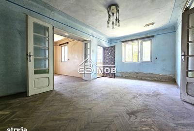 Casă cu 4 camere cu Teren 995 Mp în Ulmi - 9