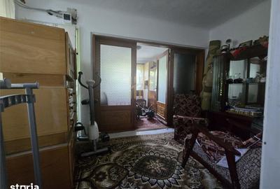 Casă cu 4 camere cu Teren 800 Mp în Podenii Noi - 9