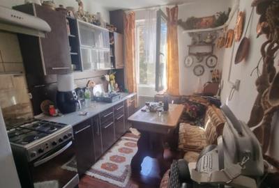 Apartament 2 camere semidecomandat etaj 2/4 pe strada Nanter - 5