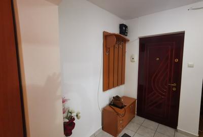 Apartament 2 camere zona Uvertura Mall etaj 1 - 7