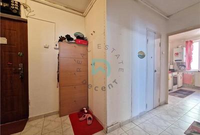 Apartament cu 3 camere circular în Astra - 4