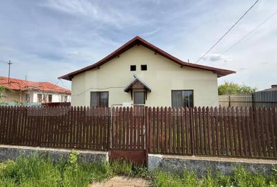 Casă cu 3 camere cu Teren 520 Mp în Strejnicu - 5
