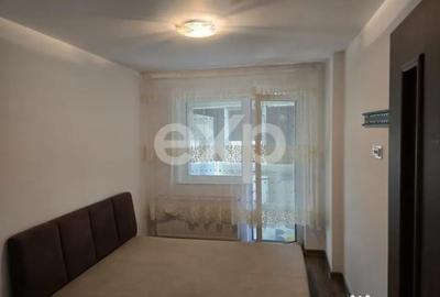Apartament cu 3 camere decomandat în Central - 2