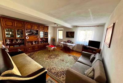 Apartament cu 3 camere decomandat în Central - 2
