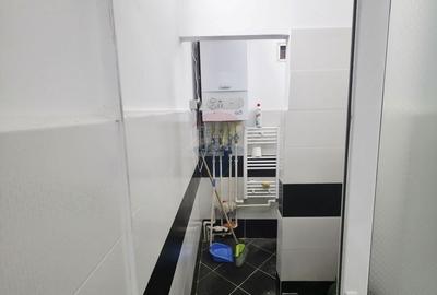 Spațiu comercial, de 68 mp, în Central - 10