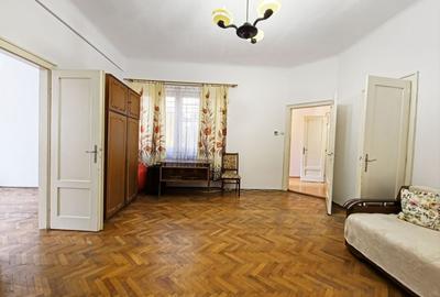 Casa 3 camere, intr-un imobil cu 2 apartamente, zona Parcului Central - 5