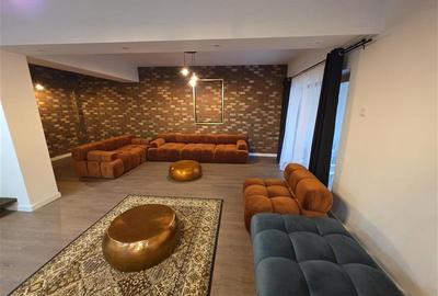 Duplex cu 4 camere cu Canalizare în 1 Decembrie - 15