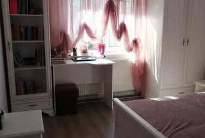 Apartament cu 3 camere,zona D-va Nord - 1