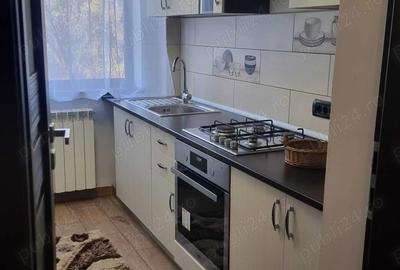 Apartament 3 camere Stadion - 1