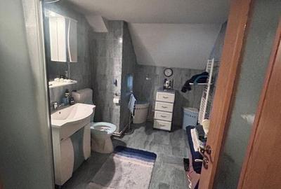 Casă cu 6 camere cu Teren 3.9 Mp în Central - 12