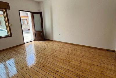 Spațiu comercial, de 25 mp, în Griviței - 2