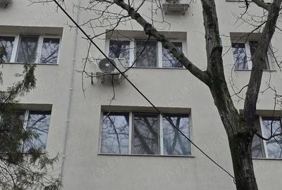 Apartament cu 3 camere semidecomandat în Central - 5