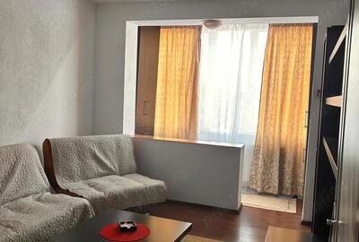 Apartament cu 3 camere în Micro 1 - 3