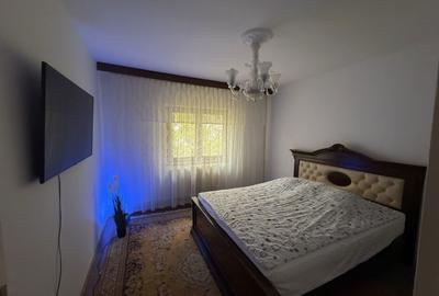 Apartament cu 3 camere decomandat în Piața Centrală - 3