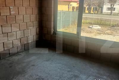 Casă cu 4 camere cu Teren 600 Mp în Dumbrăvioara - 10