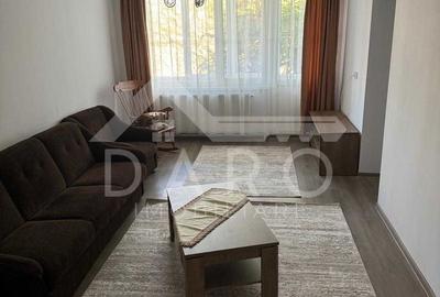 Apartament cu 3 camere decomandat în 22 Decembrie 1989 - 2