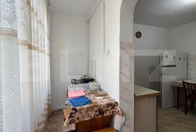 Apartament cu 2 camere, decomandat, zona Micro 3 - 8