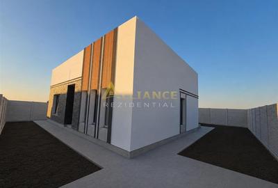 Casă cu 4 camere cu Teren 310 Mp în Berceni - 1