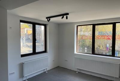 Spațiu comercial, de 78 mp, în Central - 12