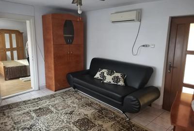 Inchiriez apartament la casa zona primarie - 4