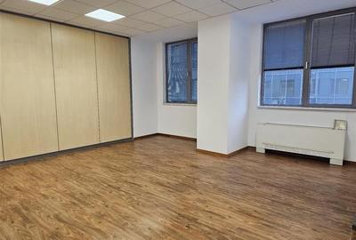 Spatii de inchiriat - River Plaza - Corp B de la 127 mp - 10