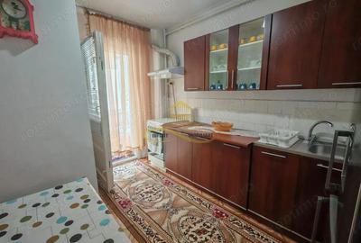 Apartament cu 3 camere decomandat, mobilat în Alexandru cel Bun - 2