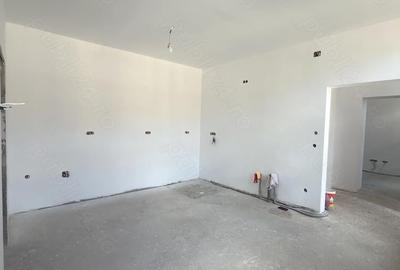 Casă cu 3 camere cu Teren 290 Mp în Central - 10