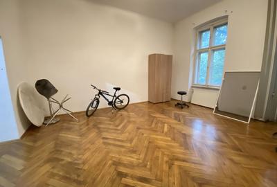Apartament cu 5 camere circular în Traian - 3