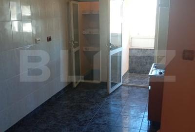 Apartament 3 camere, 68 mp, strada Diaconu Coresi - 3