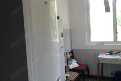 Apartament cu 3 camere semidecomandat în Țiglina 1 - 7