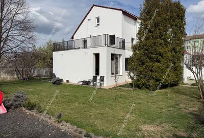 Casă individuală cu 6 camere cu Canalizare în Girocului - 31