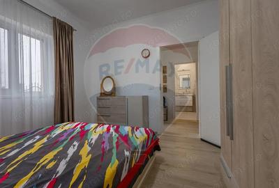 Casă cu 3 camere cu Garaj în Sânandrei - 5