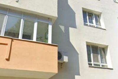Apartament cu 3 camere decomandat în Central - 2