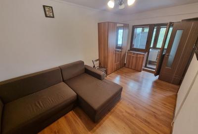 Garsoniera zona Trocadero - 1