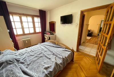 Apartament cu 3 camere semidecomandat în Podu Roș - 8